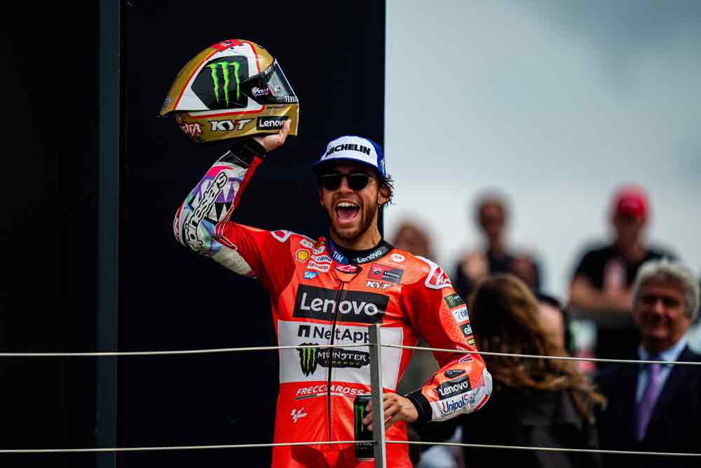 Bastianini conquista Silverstone