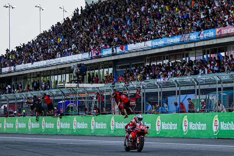 Bastianini domina la Sprint Race in Thailandia