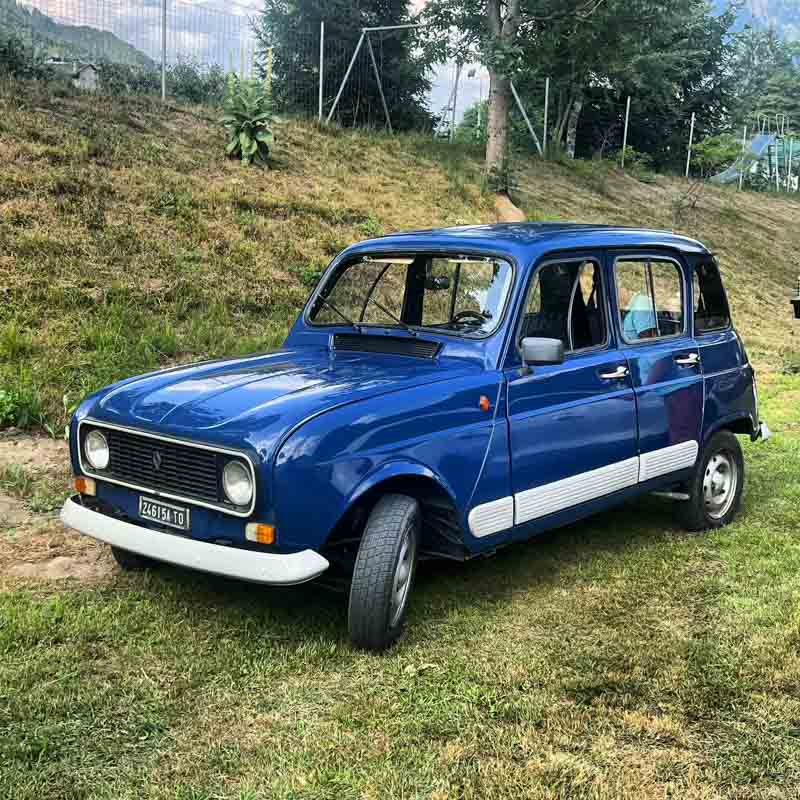 Renault 4 il simbolo di libertà dal passato al futuro
