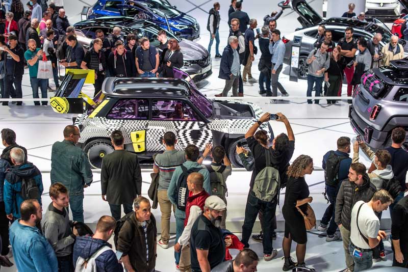 Salone dell'Auto di Parigi, il futuro dell'automotive