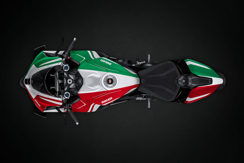 Ducati Panigale V4 Tricolore il Made in Italy che celebra la passione motociclistic