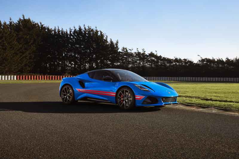 Lotus Emira Limited Edition una serie ispirata alle corse