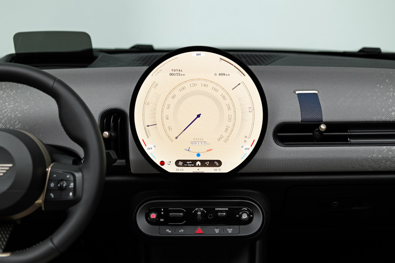 Nuova MINI Cooper Cabrio, il piacere della guida open-air
