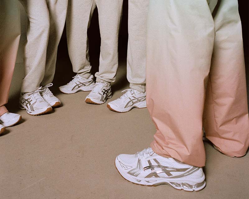 La nuova collezione tennis ASICS in collaborazione con A.P.C. Paris