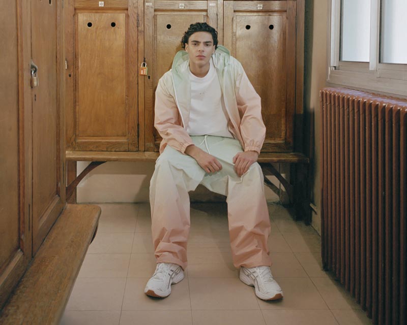 La nuova collezione tennis ASICS in collaborazione con A.P.C. Paris