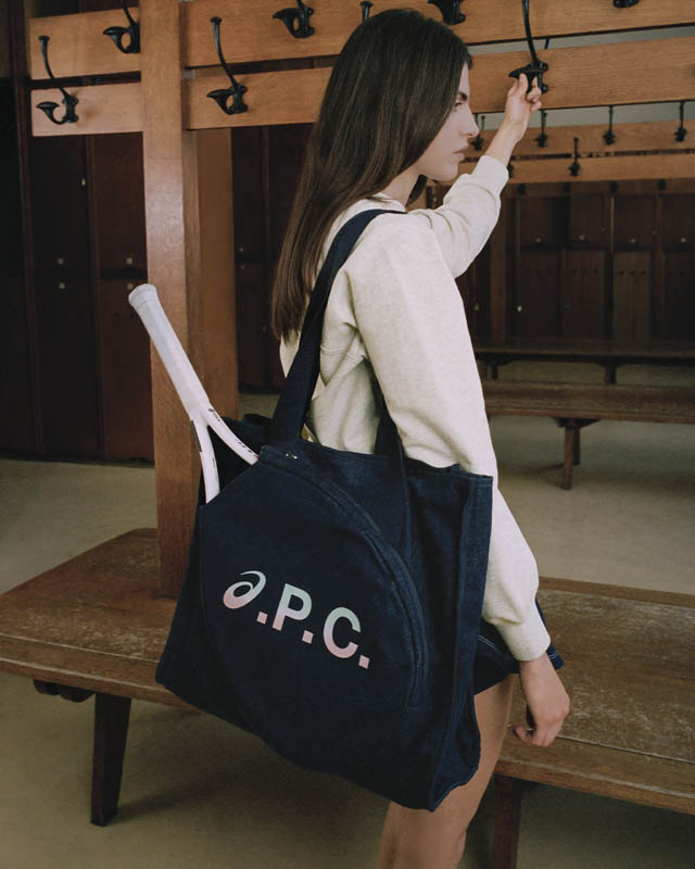 La nuova collezione tennis ASICS in collaborazione con A.P.C. Paris