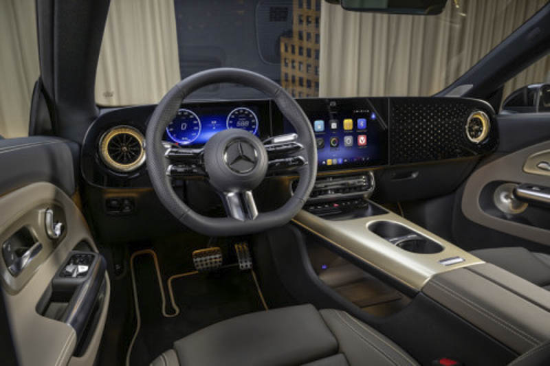 La nuova Mercedes CLA un'icona di tecnologia ed eleganza