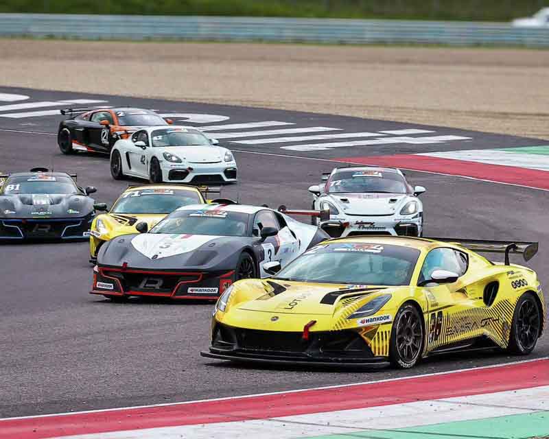Naska e PB Racing protagonista al Mugellon per la Lotus Cup Italia