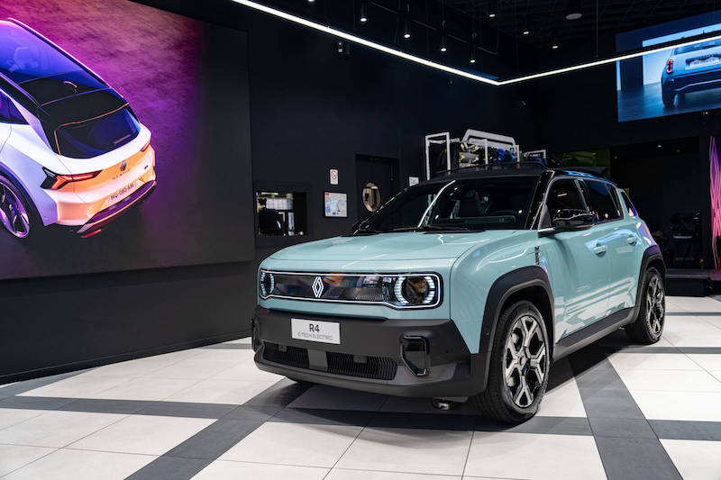 Renault 4 E-Tech Electric il ritorno di un'icona in chiave moderna