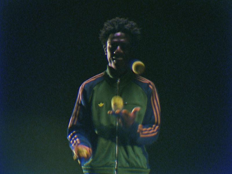 Adidas Forest Hills le sneaker leggendarie si reinventano con Brain Dead