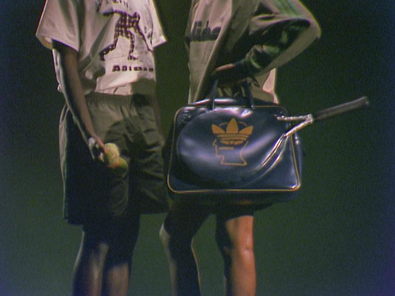 Adidas Forest Hills le sneaker leggendarie si reinventano con Brain Dead