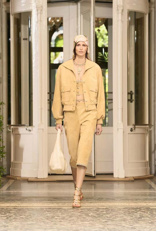 Chanel Cruise 2025 26 un'ode alla dolce vita sul Lago di Como