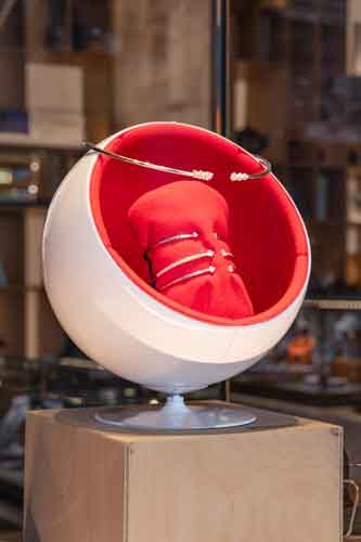 Recarlo per la Design Week gioielli e design in miniatura nella boutique di Milano