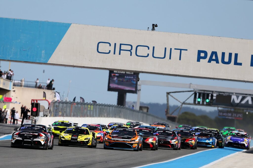 GT4 European Series 2025 Naska e PB Racing pronta all’esordio a Le Castellet