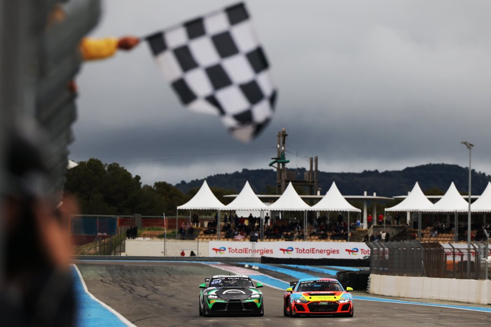 GT4 European Series: il Paul Ricard si tinge a Stelle e Strisce, PB Racing subito a punti