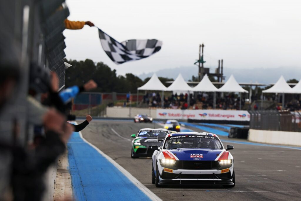 GT4 European Series: il Paul Ricard si tinge a Stelle e Strisce, PB Racing subito a punti