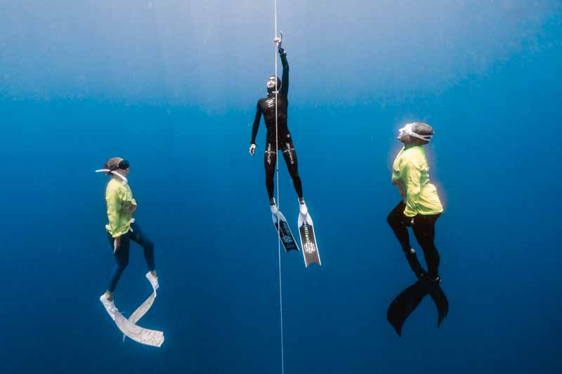 Alessia Zecchini: la regina dell’apnea conquista il record con un tuffo a -113 metri