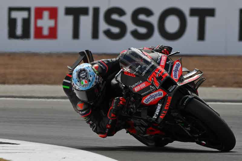 Bezzecchi vince a Silverstone in una gara pazza tra sorpassi e colpi di scena