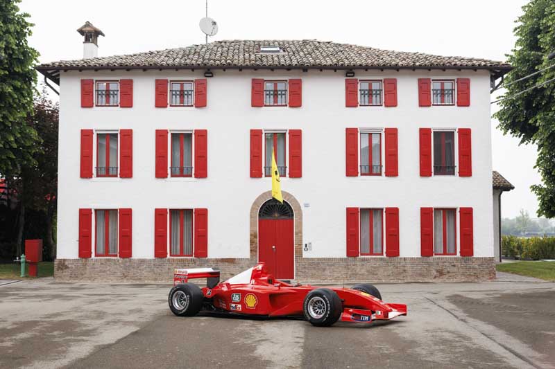 Quando la Formula 1 faceva rumore: la Ferrari F2001 di Schumacher torna a ruggire