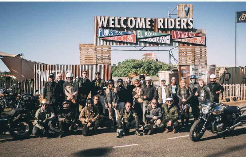 Wheels and Waves Biarritz la libertà tra moto, surf e skate