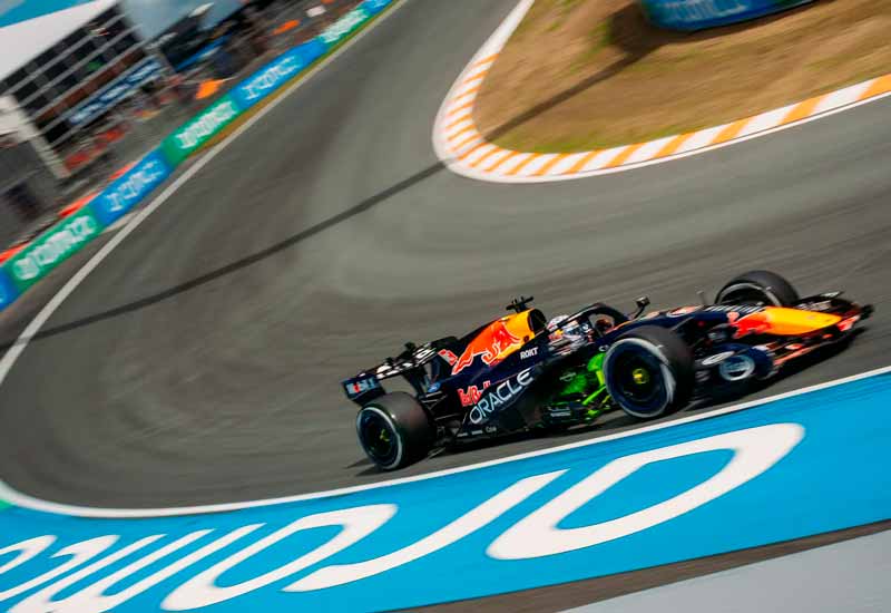 George Russell vince la Sprint Race del GP d’Olanda: Leclerc secondo, Antonelli quarto