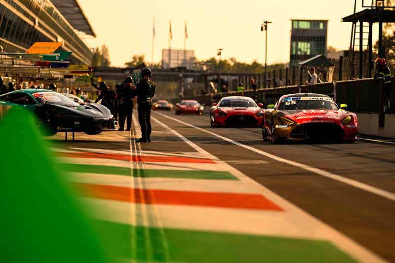 Ferrari, Porsche e Lamborghini: le GT3 protagoniste nel Tempio della Velocità per l’International GT Open Monza 2026