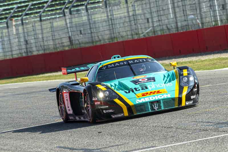 Maserati MC12 GT1, a Imola tre livree e un podio tutto del Tridente