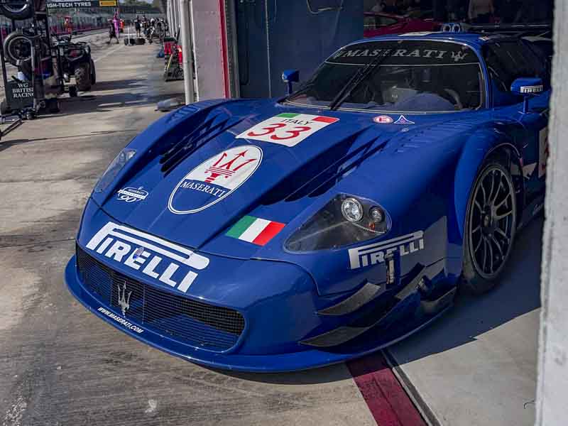 Maserati MC12 GT1, a Imola tre livree e un podio tutto del Tridente