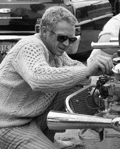 Steve McQueen: 5 outfit a cui ispirarsi per questo autunno